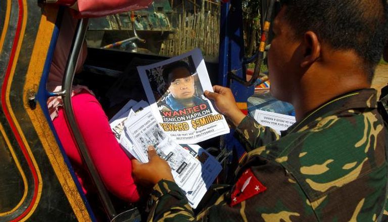 الجيش الفلبيني ينشر صورا لمطلوبين بجماعة أبو سياف - أرشيفية