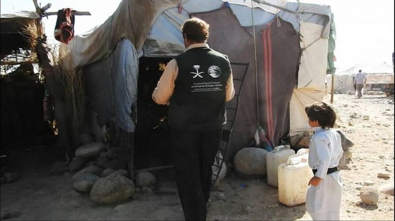 توزيع مساعدات إغاثية بمحافظة مأرب اليمنية