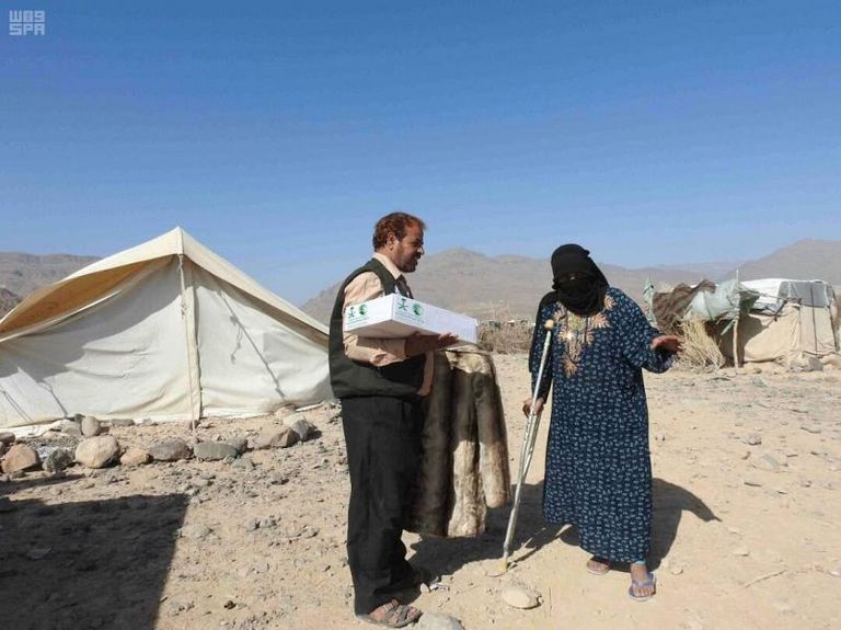 توزيع مساعدات إغاثية بمحافظة مأرب اليمنية
