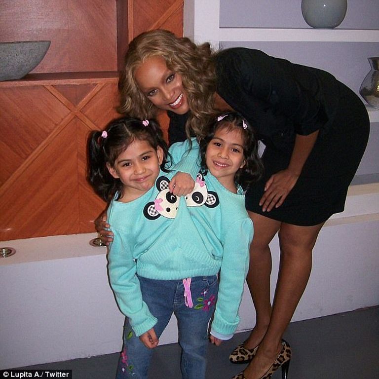 الشقيقتان لوبيتا وكارمن