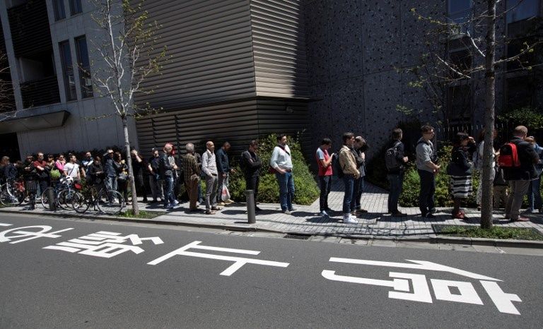 عملية التأمين غير مسبوقة في الانتخابات الفرنسية (رويترز)