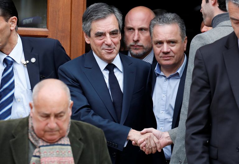 الانتخابات تجري وسط حالة غموض كبيرة (رويترز)