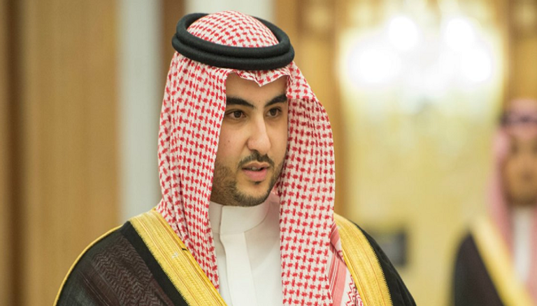 الأمير خالد بن سلمان يؤدي اليمين الدستورية