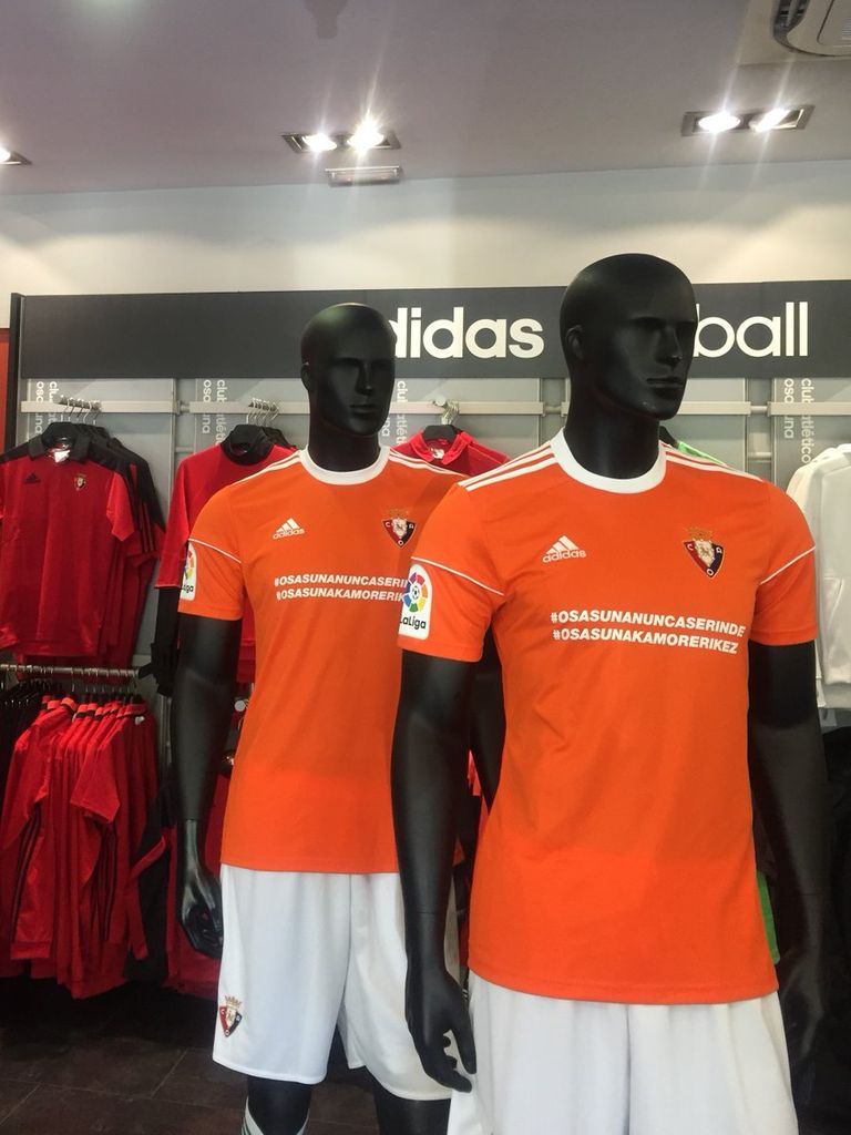 أوساسونا وبرشلونة