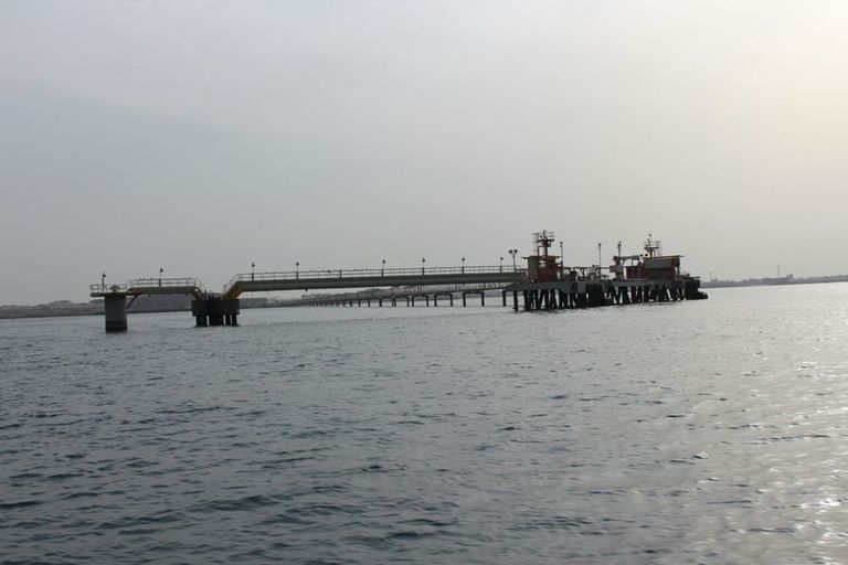 الداخلية السعودية تحبط محاولة إرهابية لتفجير محطة بترولية 