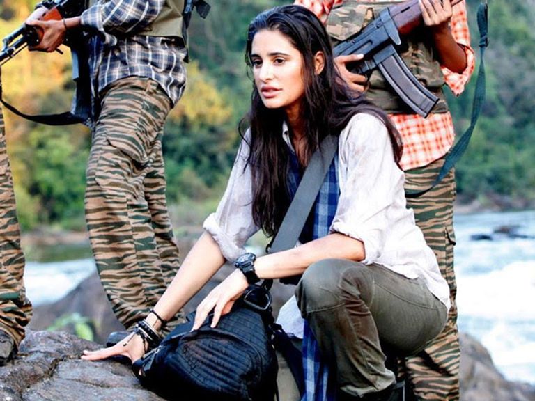 14 نجما في بوليوود جسدوا معاناة الصحفيين