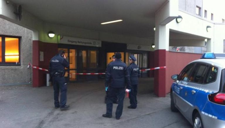 الشرطة الألمانية بالمستشفى المذكور