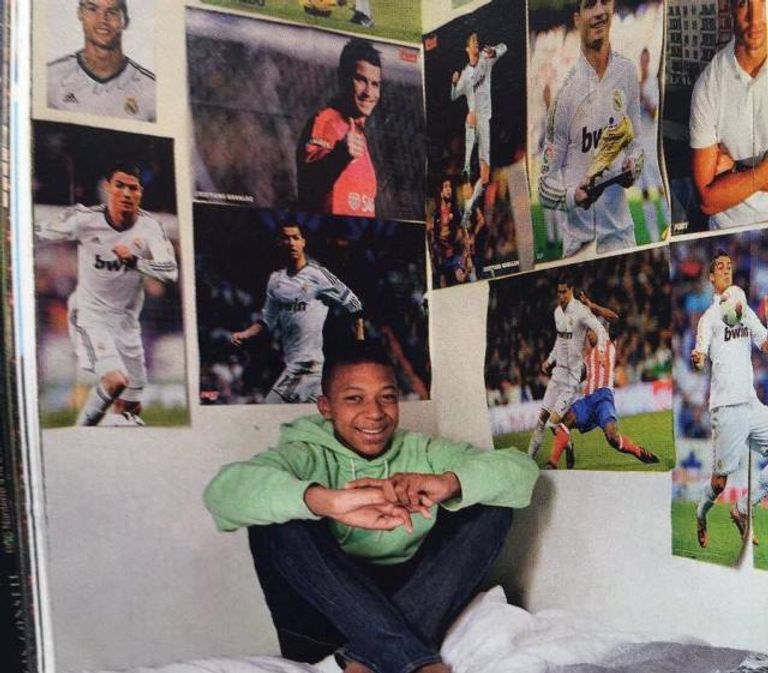 ماسكيرانو يسجل بعد 319 مباراة مع برشلونة