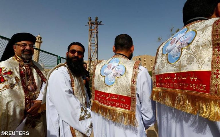 استعداد الكاتدرائية لزيارة بابا الفاتيكان 