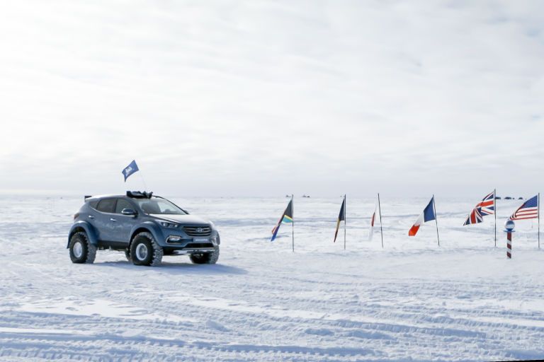 تعرف على أول سيارة هيونداي تعبر القطب الجنوبي