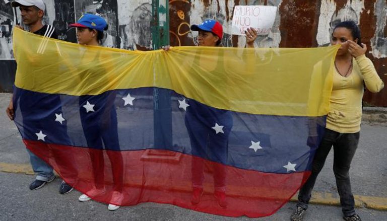 احتجاجات ضد الرئيس الفنزويلي - رويترز