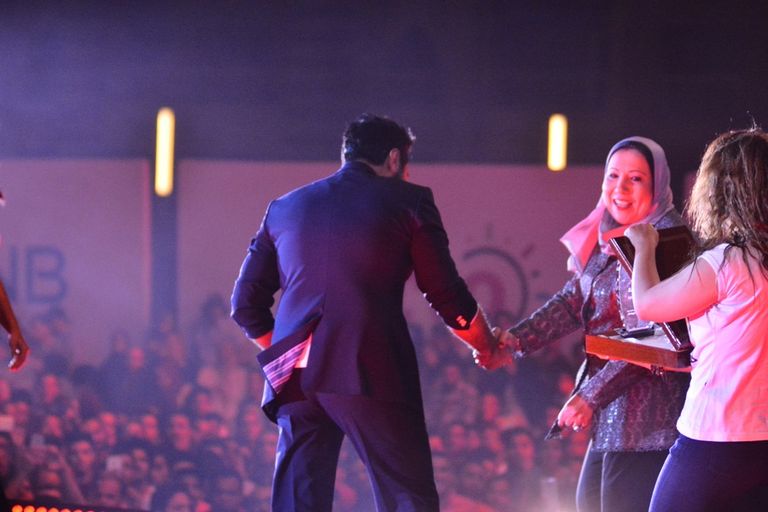 المطرب تامر حسني