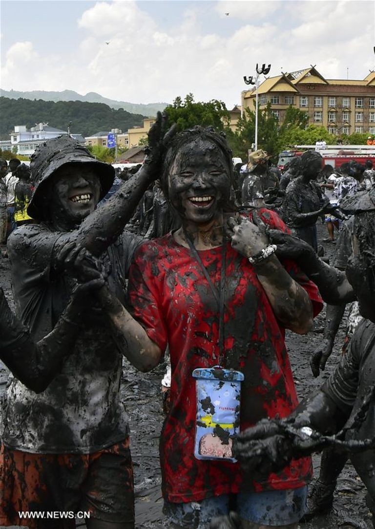 التلطخ بالوحل 