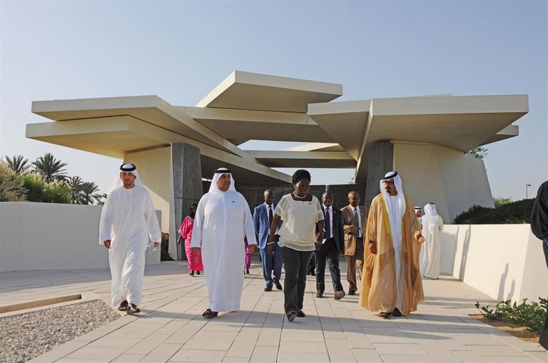 رئيسة البرلمان الأوغندي تزور واحة الكرامة