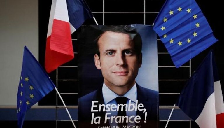 الدولة الفرنسية تحشد نفسها لإنجاح ماكرون (رويترز)