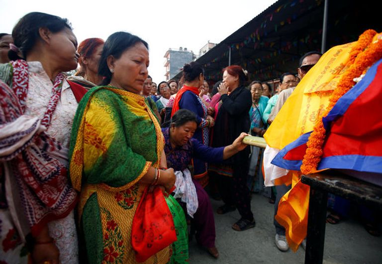 وفاة عجوز نيبالي أثناء محاولته بلوغ قمة إيفرست