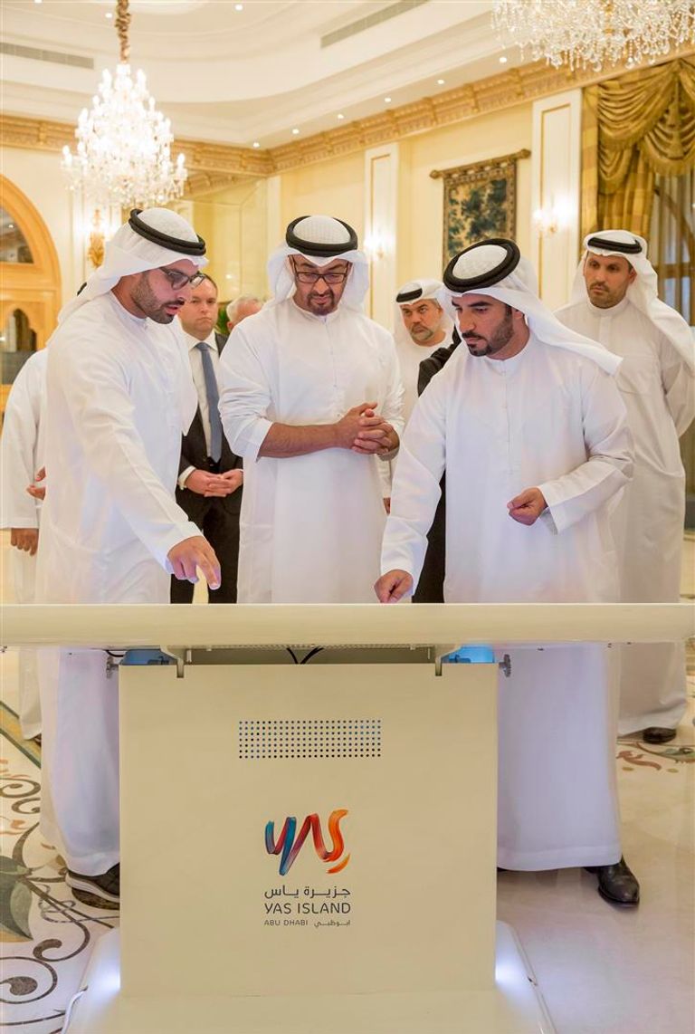 محمد بن زايد يشهد إطلاق مشروع تطوير جزيرة ياس 
