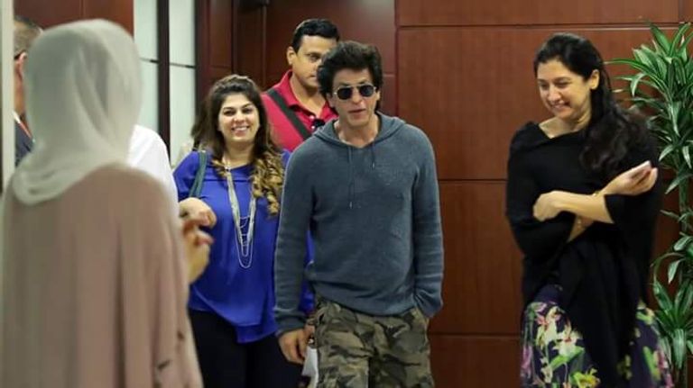 شاروخان يصل دبي