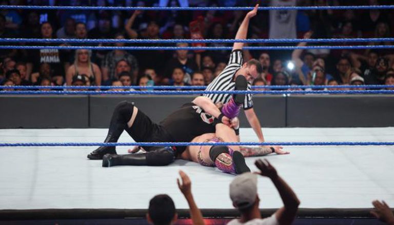 كيفين أوينز بعد الفوز بالنزال والبطولة