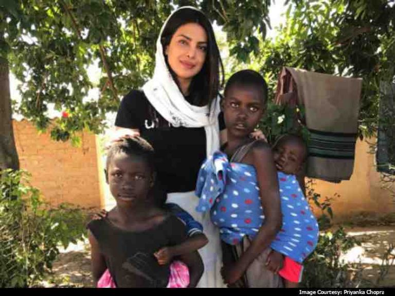 بريانكا شوبرا ممثلة بوليوود في زيارة لزيمبابوي