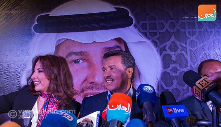 الفنان محمد عبده خلال المؤتمر الصحفي