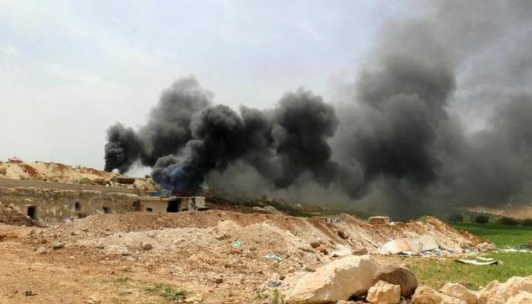 دخان يتصاعد من مناطق الاشتباكات بسوريا