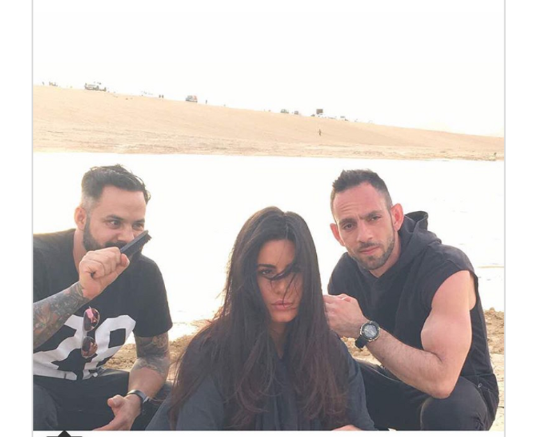 بالصور كاترينا كيف تصور "تايجر" في ابوظبي