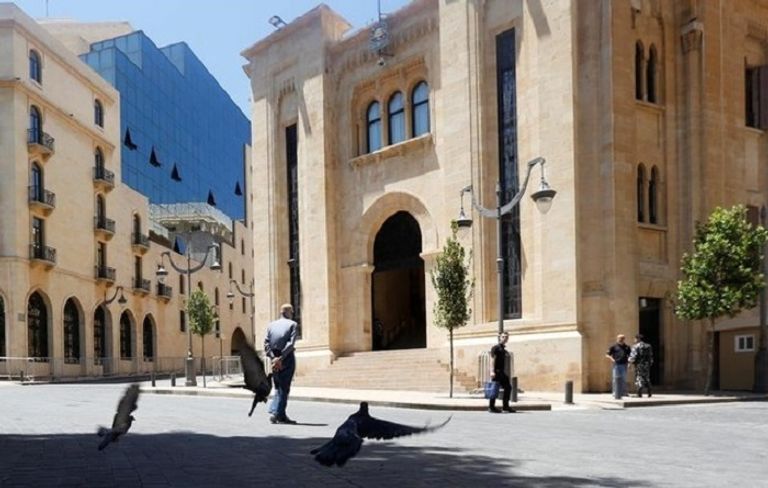 رياض سلامة حاكم البنك المركزي في لبنان 