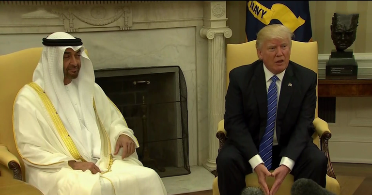 الشيخ محمد بن زايد والرئيس الأمريكي