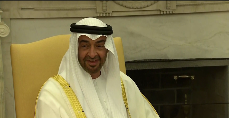 الشيخ محمد بن زايد عقب وصوله البيت الأبيض الشيخ محمد بن زايد والرئيس الأمريكي