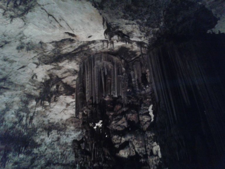 مغارة بني عاد الجزائرية.. ثاني أكبر مغارة في العالم