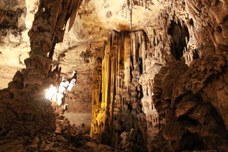 مغارة بني عاد الجزائرية.. ثاني أكبر مغارة في العالم