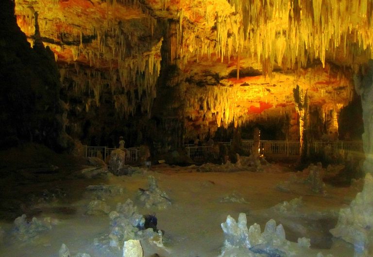 مغارة بني عاد الجزائرية.. ثاني أكبر مغارة في العالم