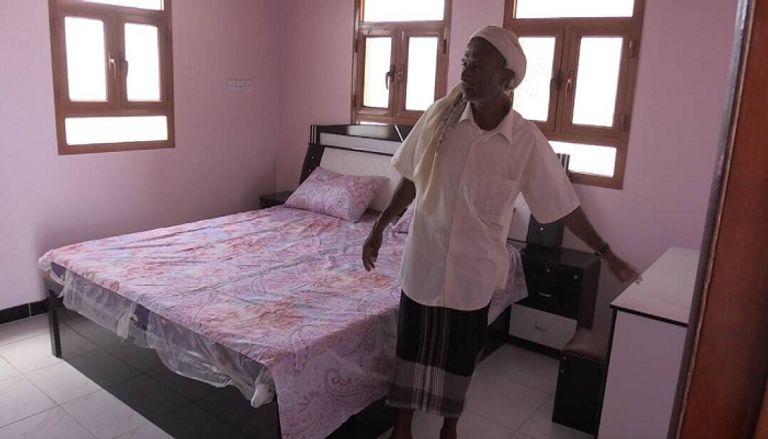 الهلال الأحمر الإماراتي يسلم 17 منزلا ضمن المرحلة الأولى من إعادة إعمار المخا