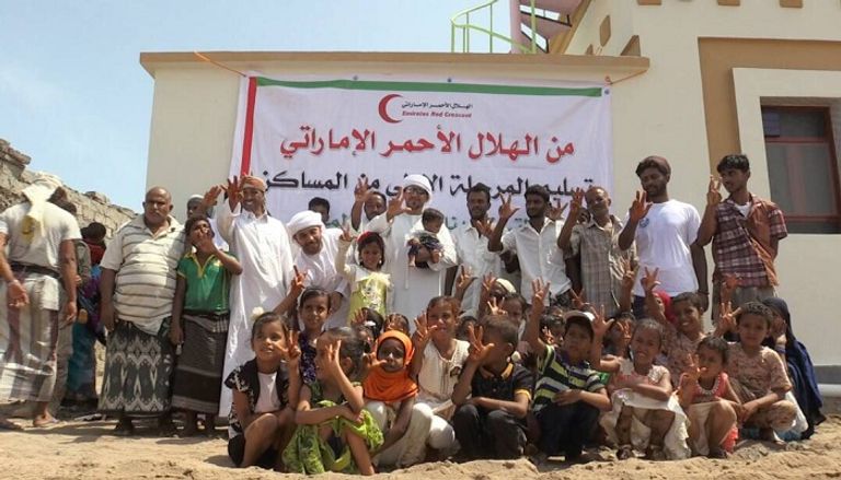 الهلال الأحمر الإماراتي يسلم 17 منزلا ضمن المرحلة الأولى من إعادة إعمار المخا