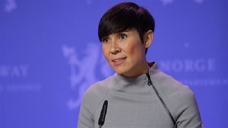 وزيرة الدفاع الفرنسية الجديدة سيلفي جولار