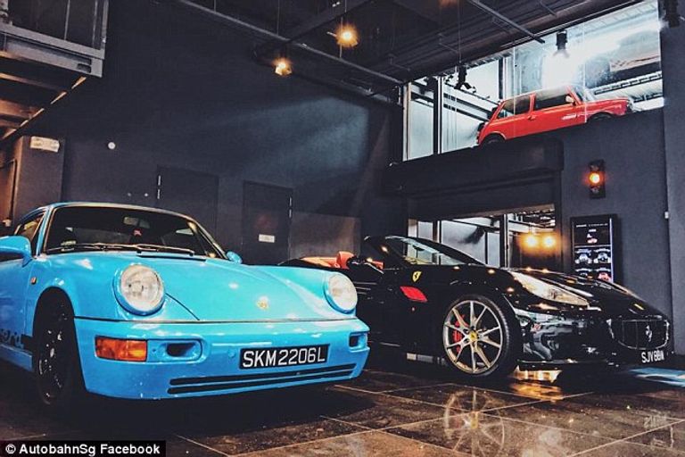 برج السيارات بسنغافورة