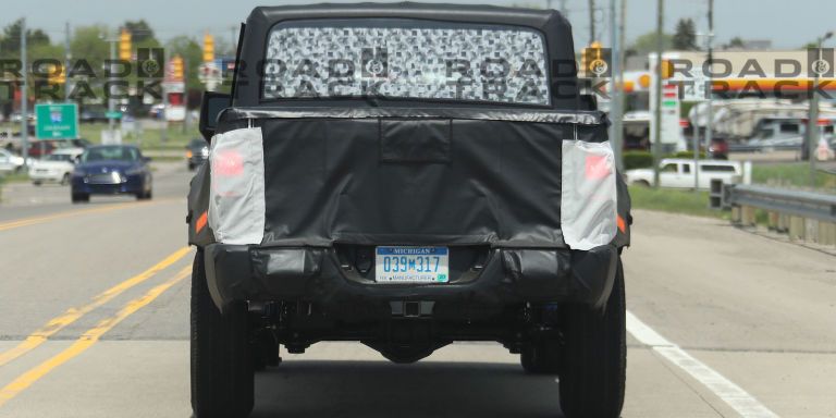 جيب رانجلر بيك أب الجديدة (موقع رود أند تراك)