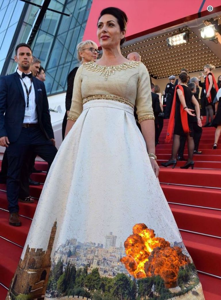 فستان القدس أثار جدلا على السوشيال ميديا