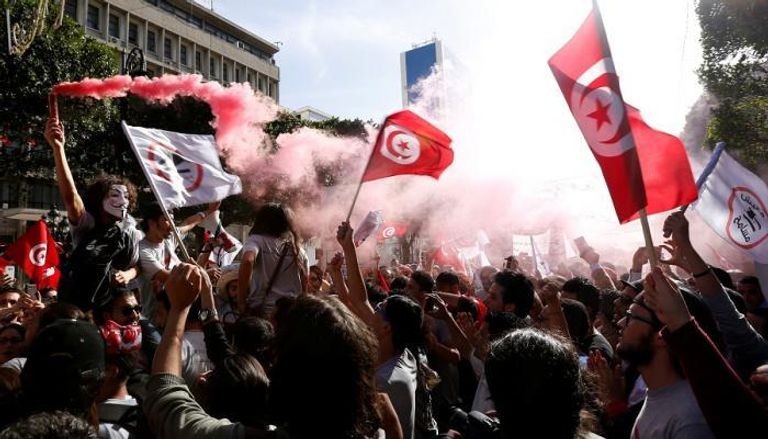 احتجاجات تونسية على قانون المصالحة - أرشيفية