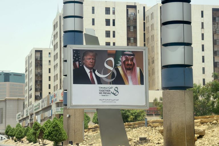 الرياض تتزين لاستقبال ترامب و3 قمم عربية وإسلامية