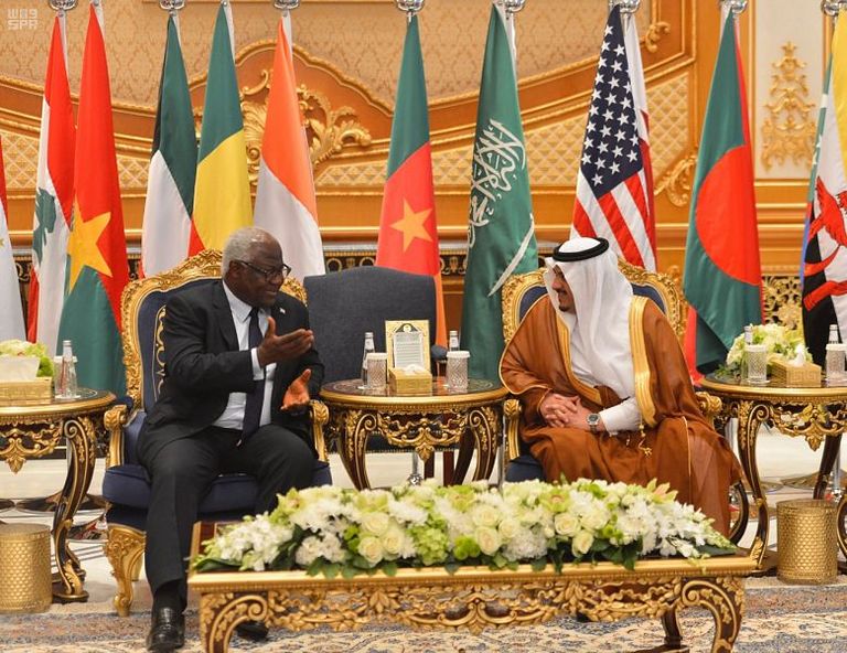 زعماء العالم الإسلامي يتوافدون على الرياض