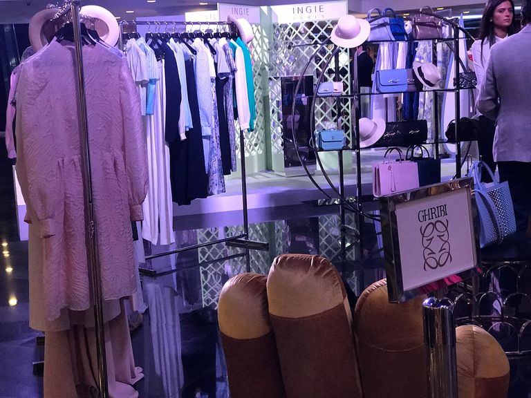 ركن الجمال في بوتيك أسبوع الموضة العربي