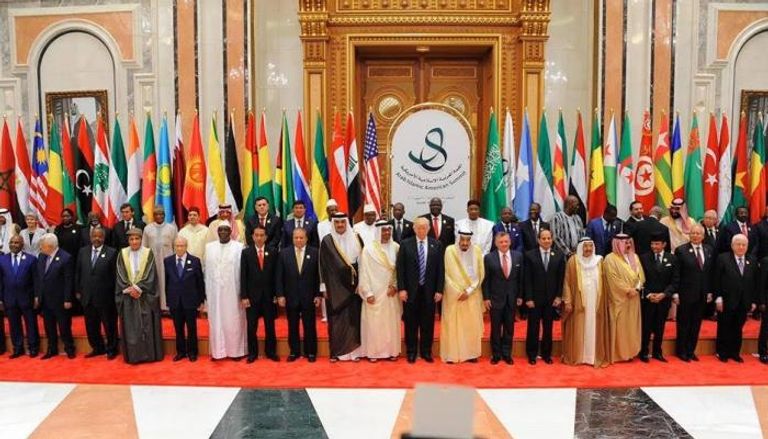 الزعماء المشاركون في القمة العربية الإسلامية الأمريكية في الرياض