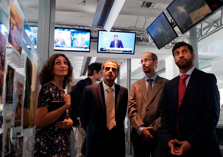 صورة جماعية لوفد الإمارات في اليونسكو