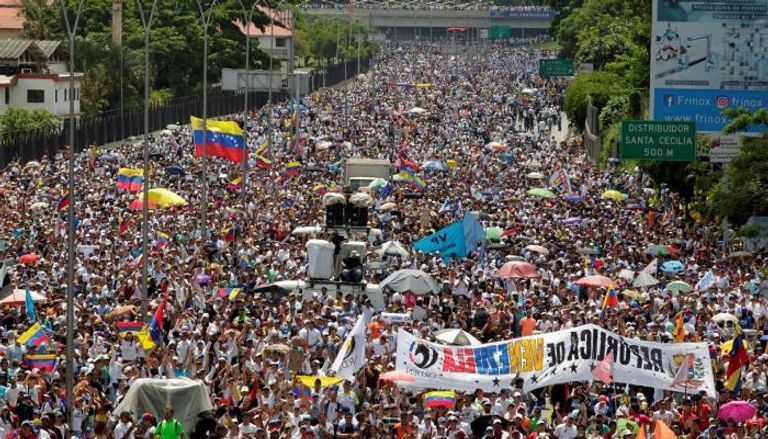 المعارضة الفنزويلية تواصل الاحتجاجات- وكالات