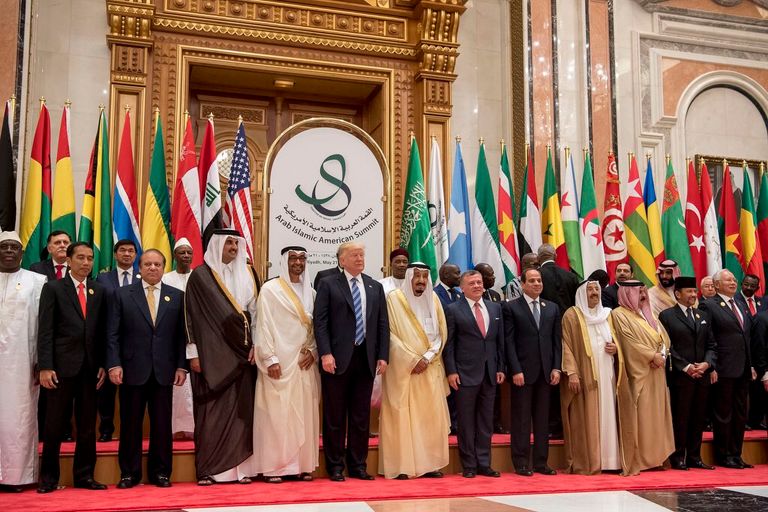 الزعماء المشاركون في القمة العربية الإسلامية الأمريكية في الرياض