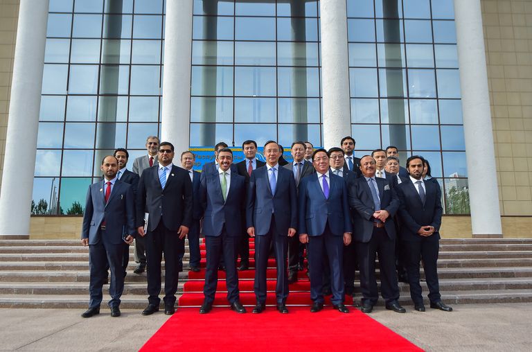 زيارة الشيخ عبدالله بن زايد آل نهيان إلى كازاخستان