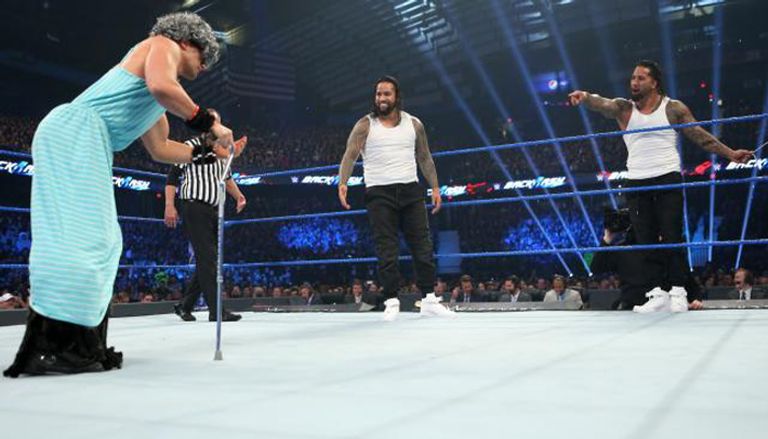 فريق ذا أوسوس يحتفظ ببطولة سماكدون للتاج تيم