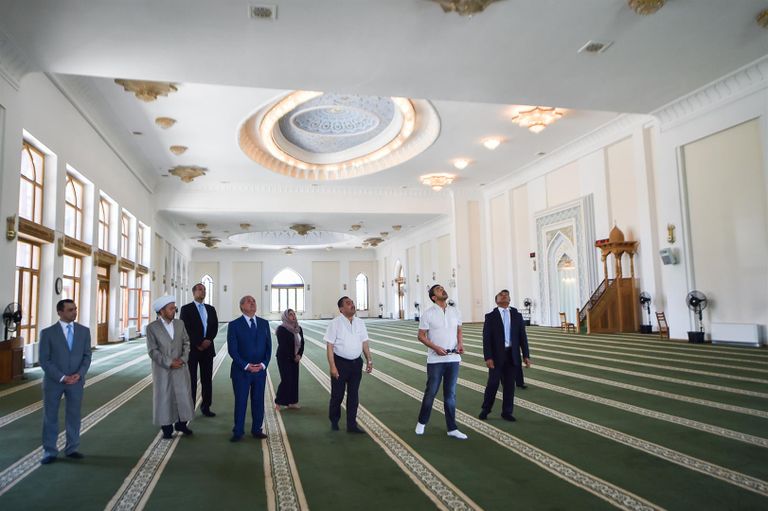 الشيخ عبدالله بن زايد آل نهيان وزير الخارجية والتعاون الدولي